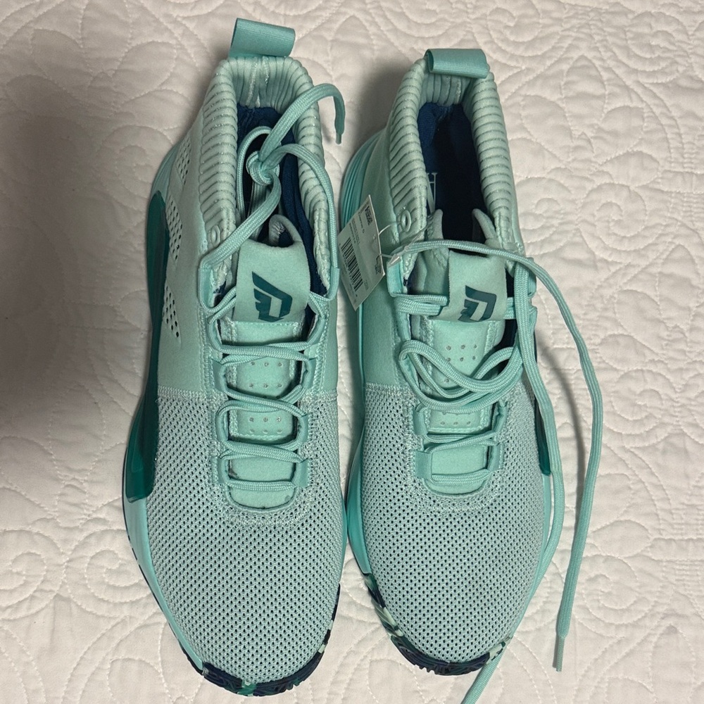 adidas Men's Teal Sneakers DAME